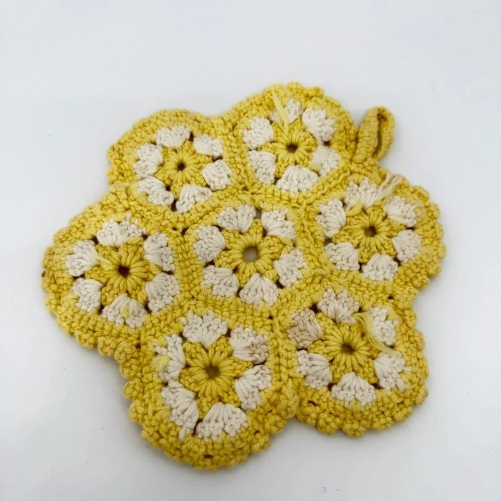 Source Unknown crochet cottage